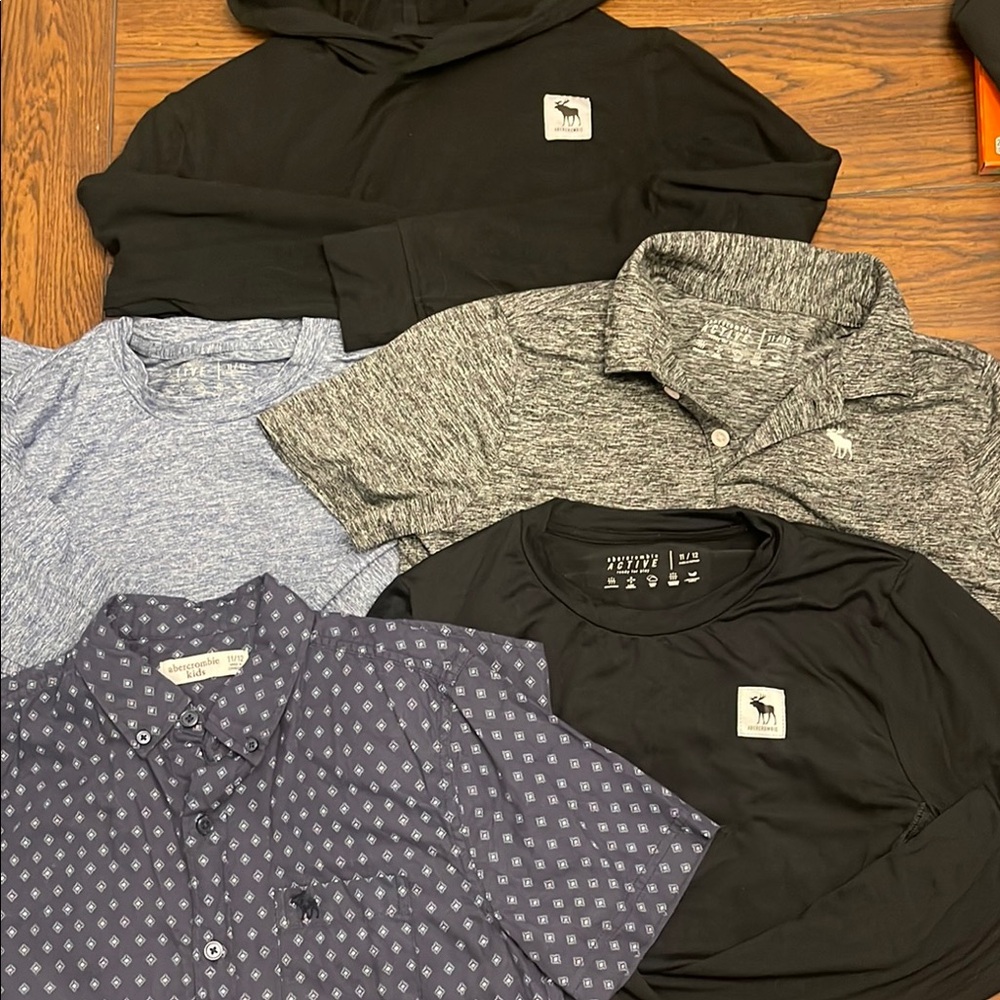 Abercrombie & Fitch Men's Black, Gray, and Blue Shirts